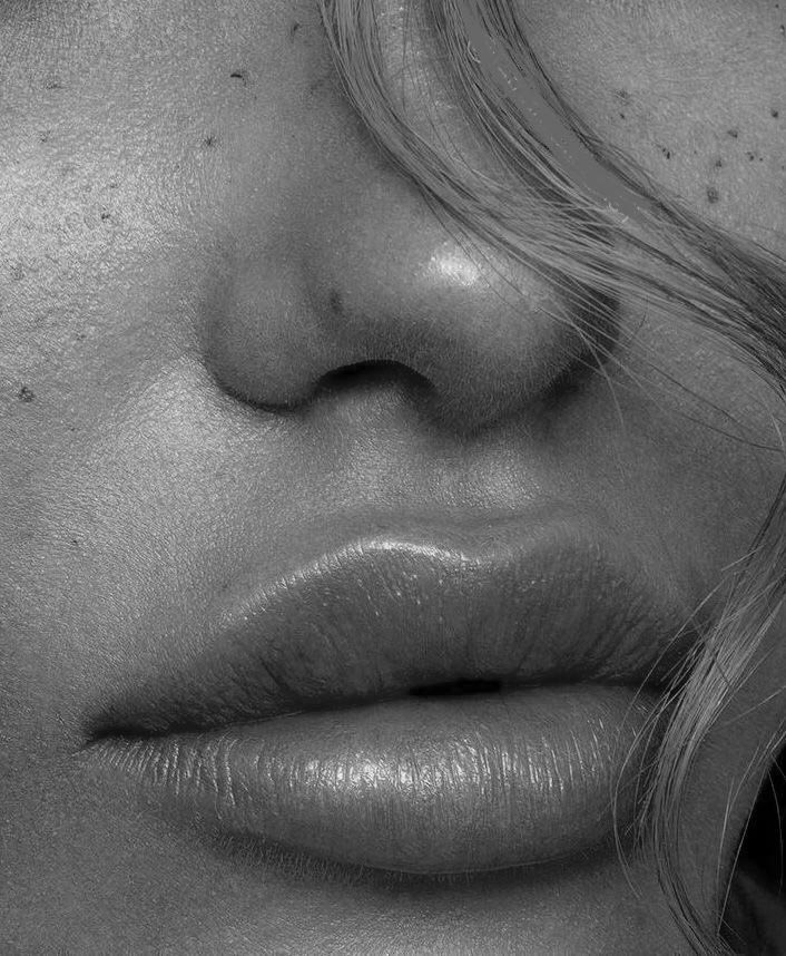 aumento-de-labios-copia.jpg
